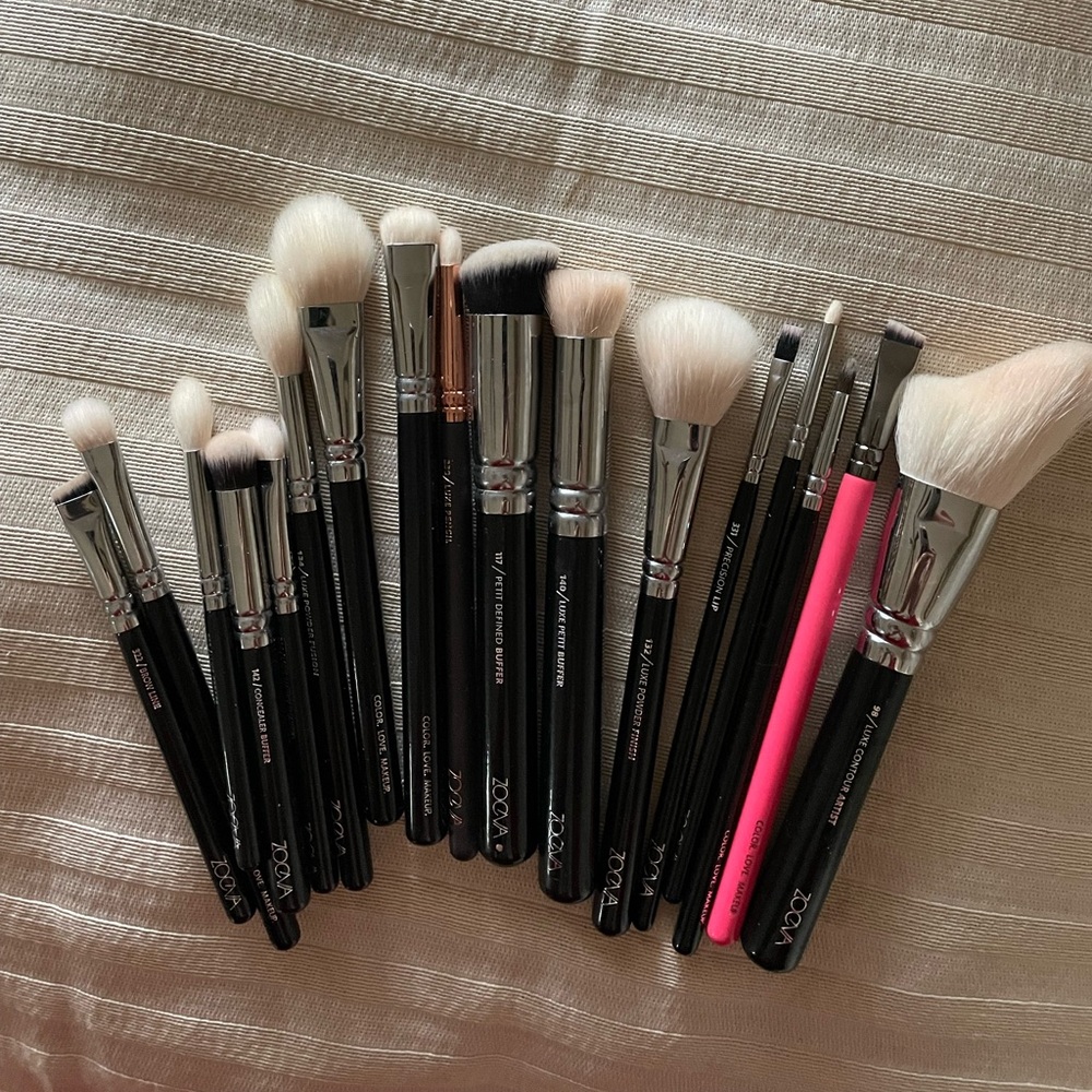 ZOEVA 17 makeup brush  set